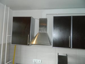 Установка вытяжки на кухне в Кстово
